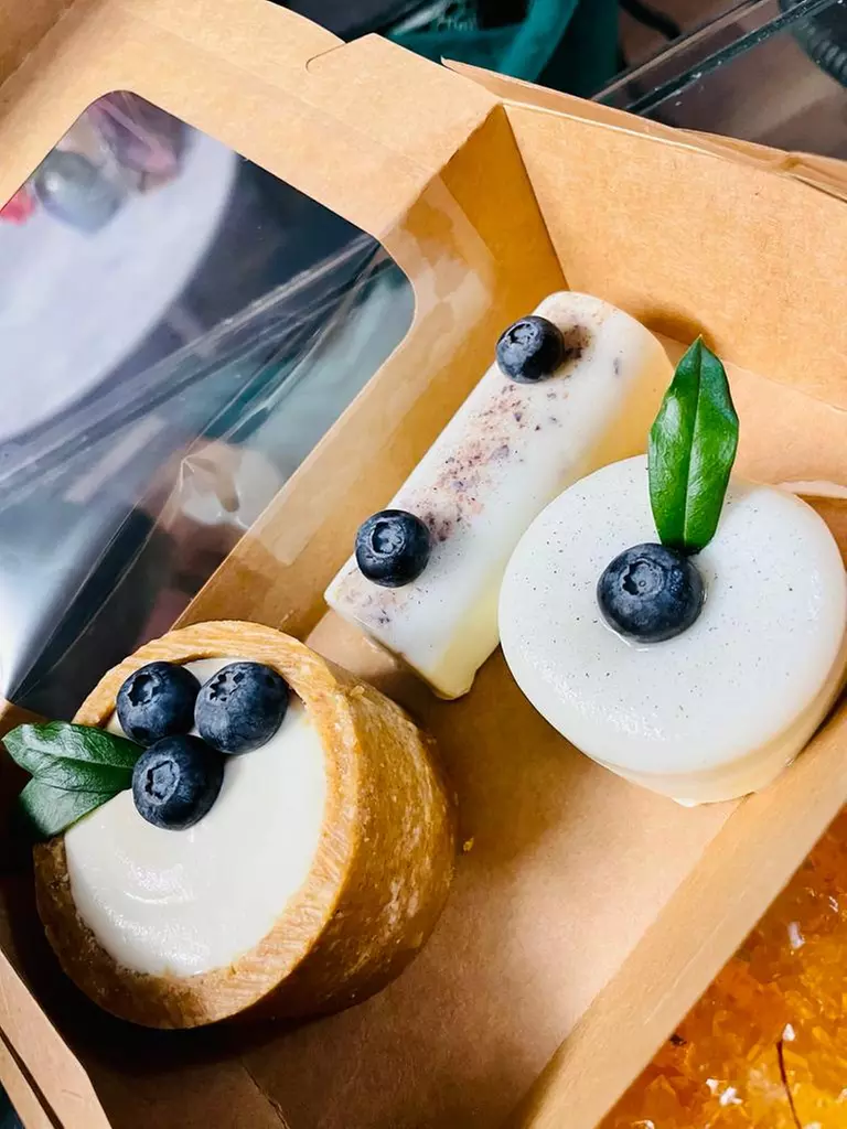 Napolitanische Pizza inkl. Dessert