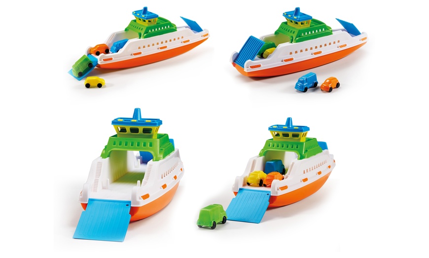 Image 2: Kids' Floating Toy Boat