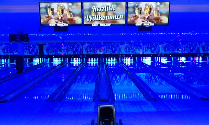 2 Stunden Bowling inkl. Nachos mit Dipfür bis zu 7 Personen