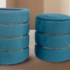 Image 9: 2er-Set zylindrische Samt-Poufs mit Stauraum