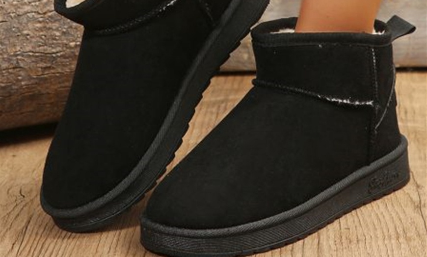 Image 5: Warm Faux Sheepskin Lined Furry Mini Snug Snow Boots