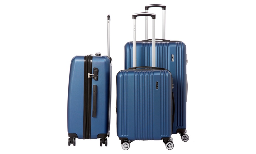 Image 2: Panama Trolley Suitcase Set