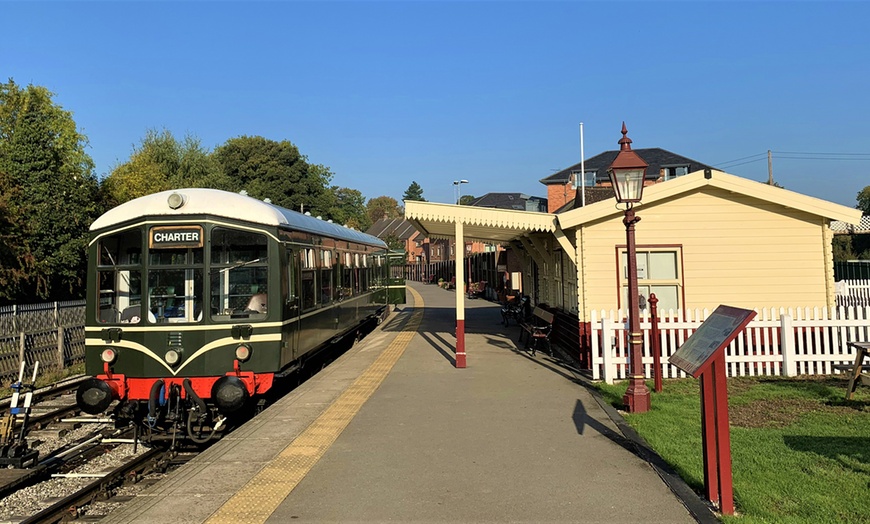 Image 1: One-Day Peak District Train Tour