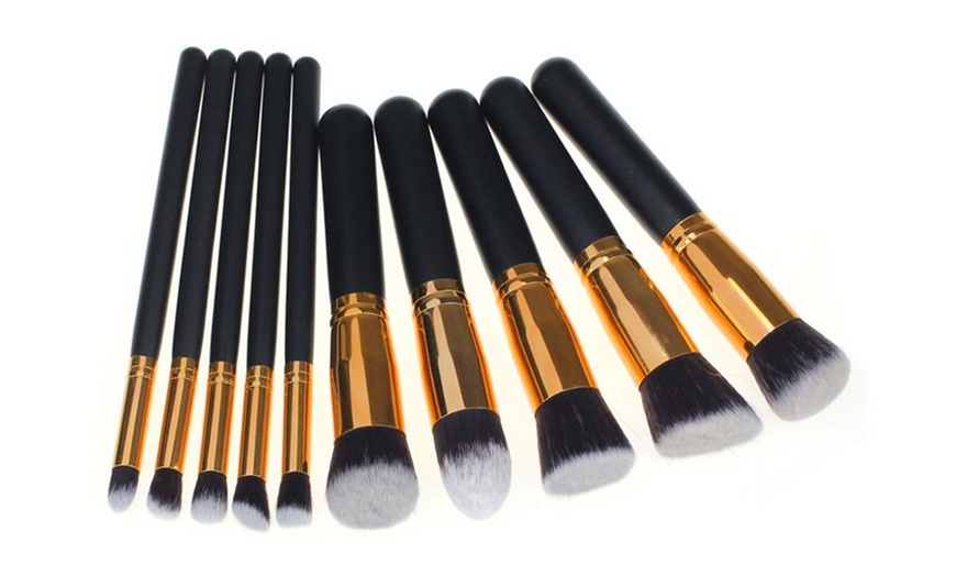 Image 3: Ten-Piece Make-Up Brush Set