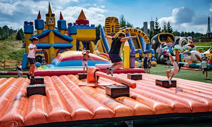 Rodzinny dzień pełen atrakcji: bilety do Parku Rozrywki Sabat Krajno