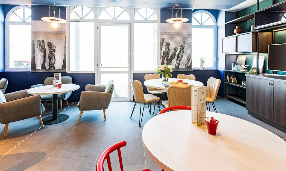 Saint-Malo : chambre double, petit-déjeuner et champagne en option