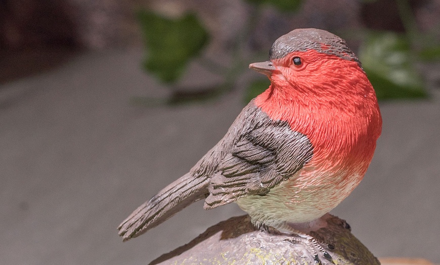 Image 3: One, Two or Four Robin Redbreast Garden Ornaments