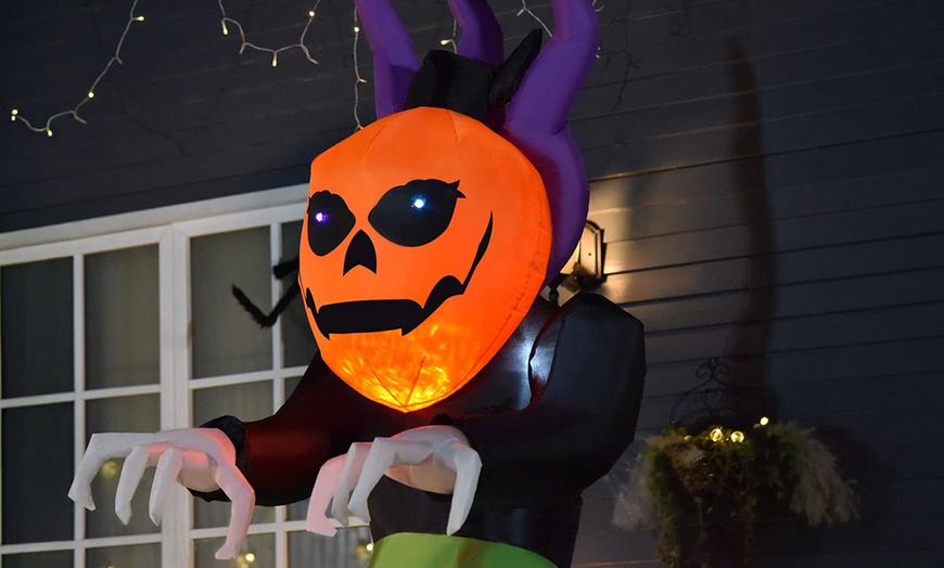 Image 28: HomCom Halloween Inflatable Decorations, Ghosts and Skeletons