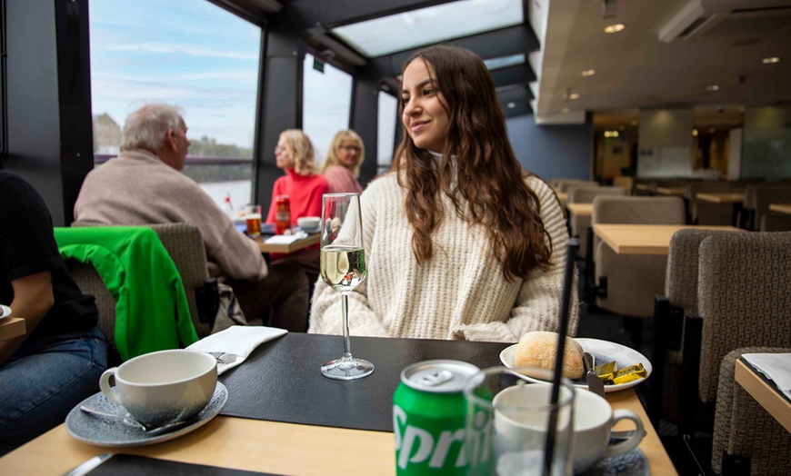 Image 9: London Lunch Cruise on the River Thames at City Cruises Ltd