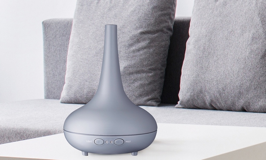 Image 8: Aroma Diffuser with Essential Oil