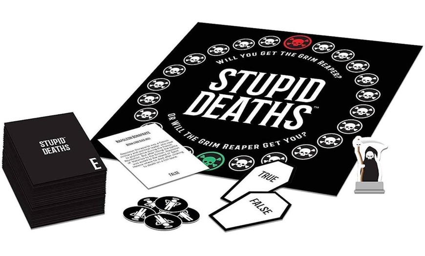 Image 3: Stupid Deaths Board Game