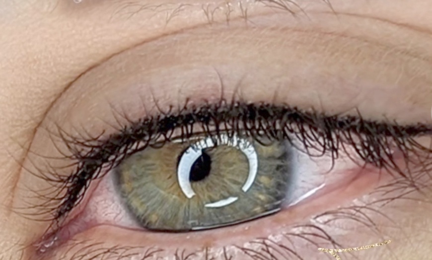 Image 2: Enhance Your Look with an Eyeliner Tattoo