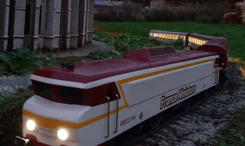 Visite insolite à France Miniature