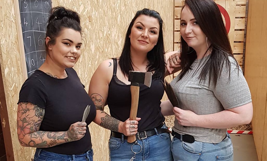 Image 6: Experience the Thrill of Axe Throwing for 1, 2, 4 or 6 People