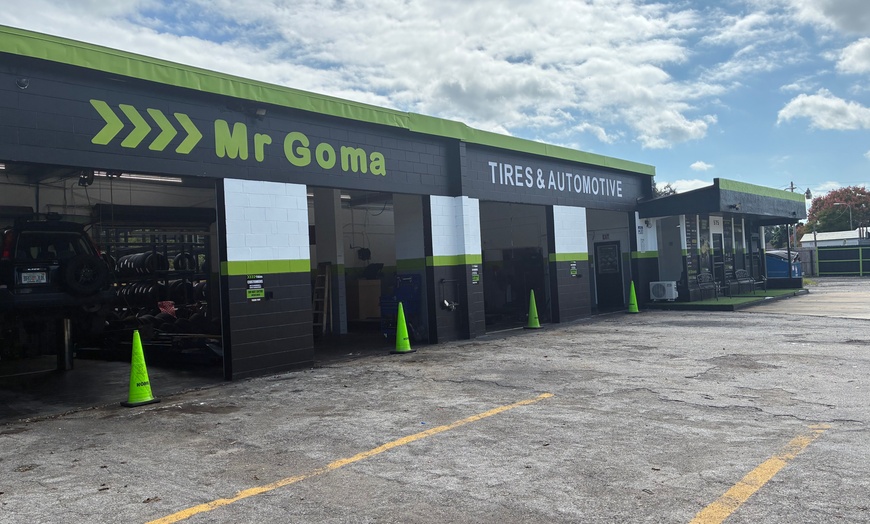 Image 9: Up to 51% Off on Oil Change - Full Service