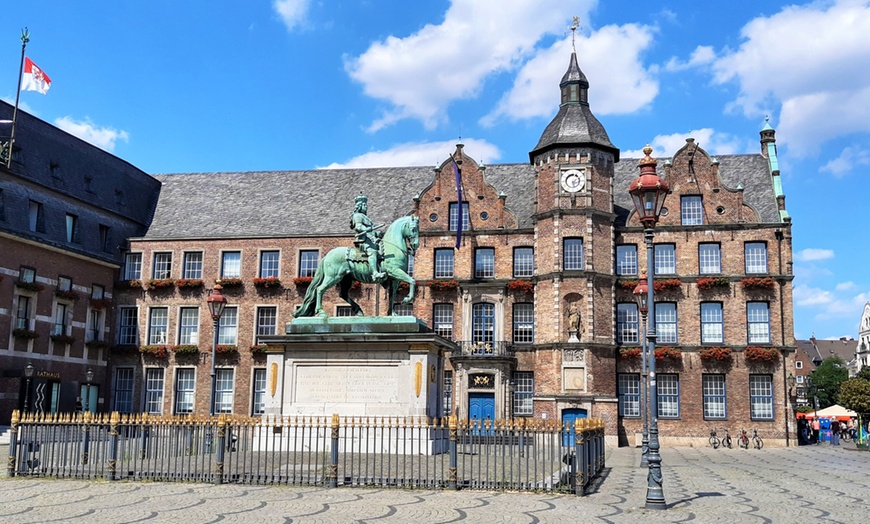 Image 1: Düsseldorf Altstadt+Altbier Tour