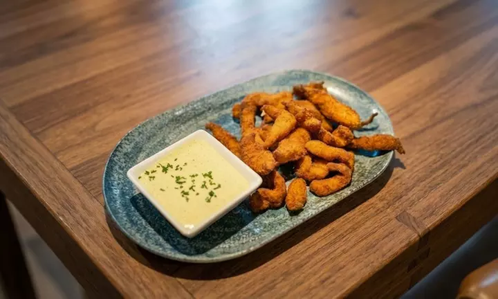 Menú Génova con entrante, principal, postre y bebida