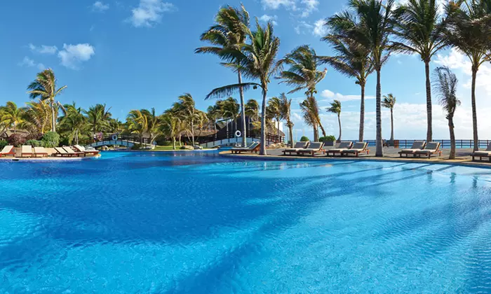 Up to 29% off at All-Inclusive Stay at Grand Oasis Cancun in Mexico, with Dates into December - Primary Image