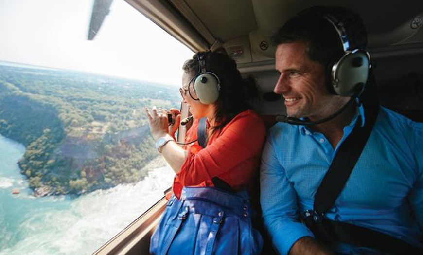 Image 3: Canada: Helicopter Flight over Niagara Falls