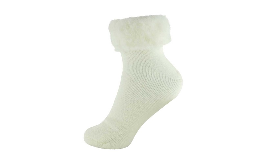 Image 2: Fur-Lined Winter Socks