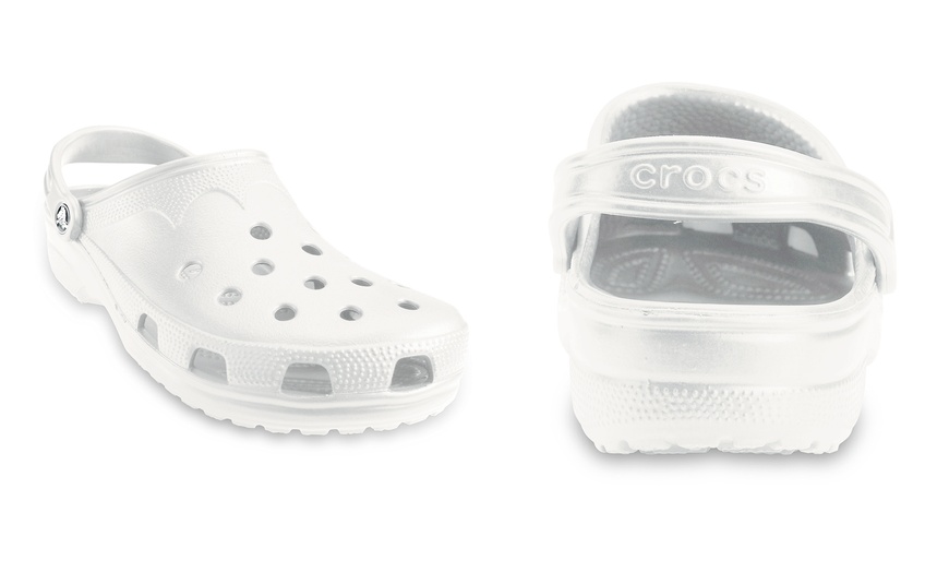 Image 7: Déstockage sabots CROCS unisexe