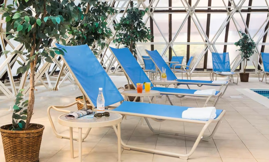 Image 20: City Stay With Convenience, Comfort, and A Splash of Fun