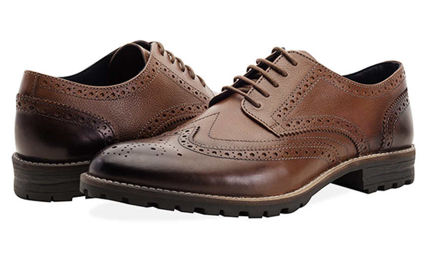 Image 10: Men's Leather Chunky Brogues