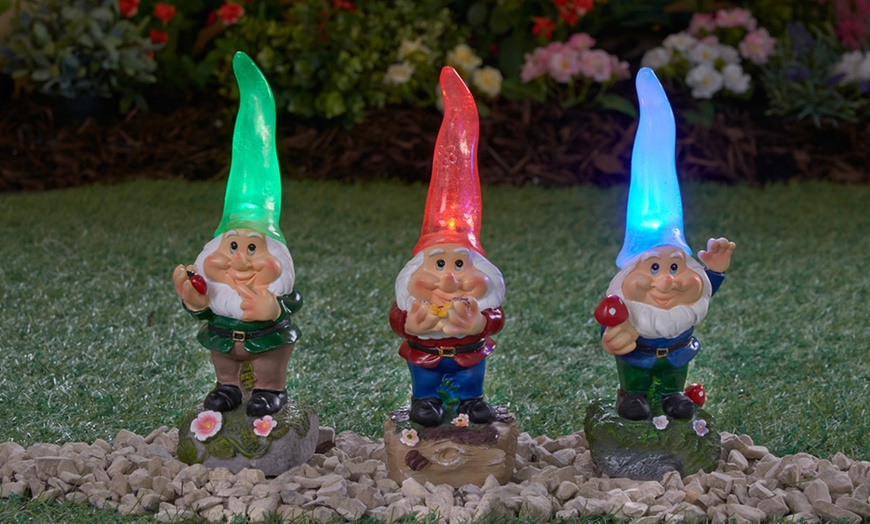 Image 1: Light-Up Garden Gnome Solar Light