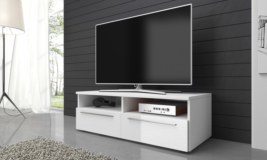 Image 24: Detroit TV Cabinet