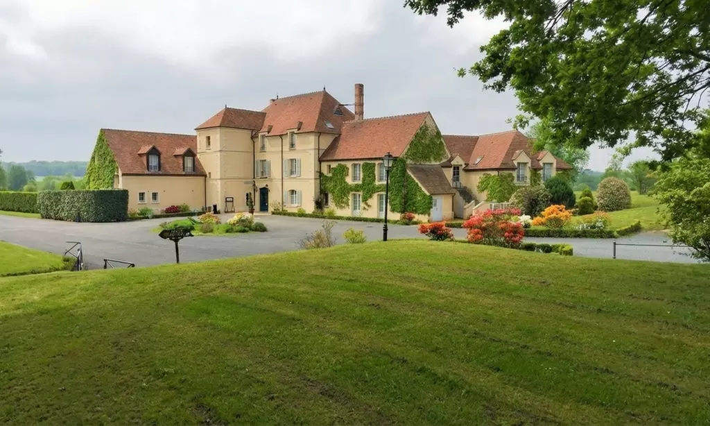 Nouvelle-Aquitaine : chambre double avec pdj, apéritif et golf