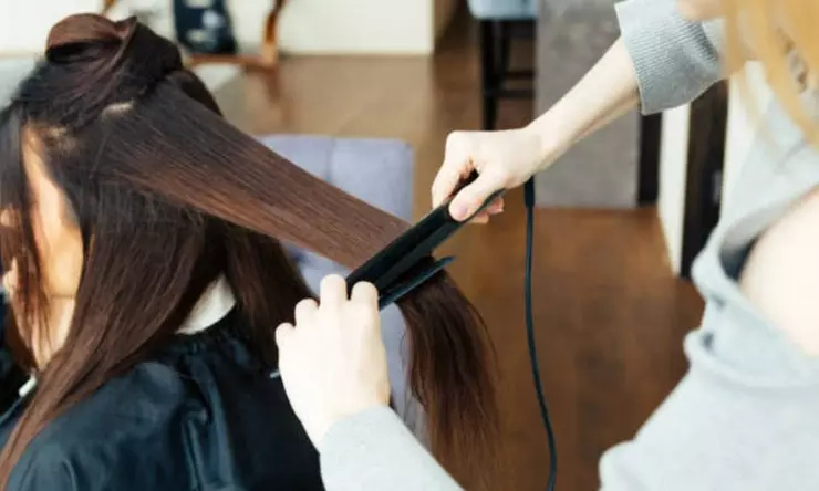 Tratamiento capilar o alisado brasileño en Avigo for Beauty