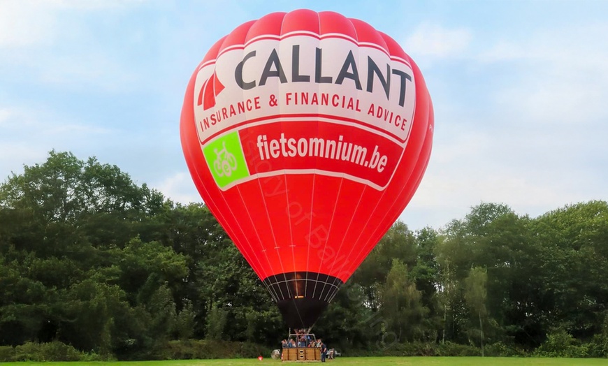 Image 3: België van Boven: ballonvaart van 1 uur + glas cava en hapjes