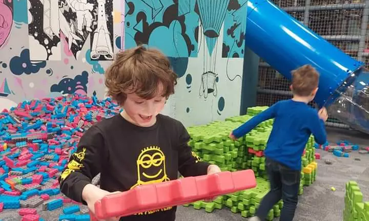 Szał atrakcji: Wejście na salę zabaw Badumi w tygodniu lub w weekend