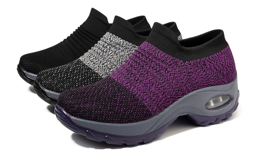 Image 2: Breathable Bubble Trainers