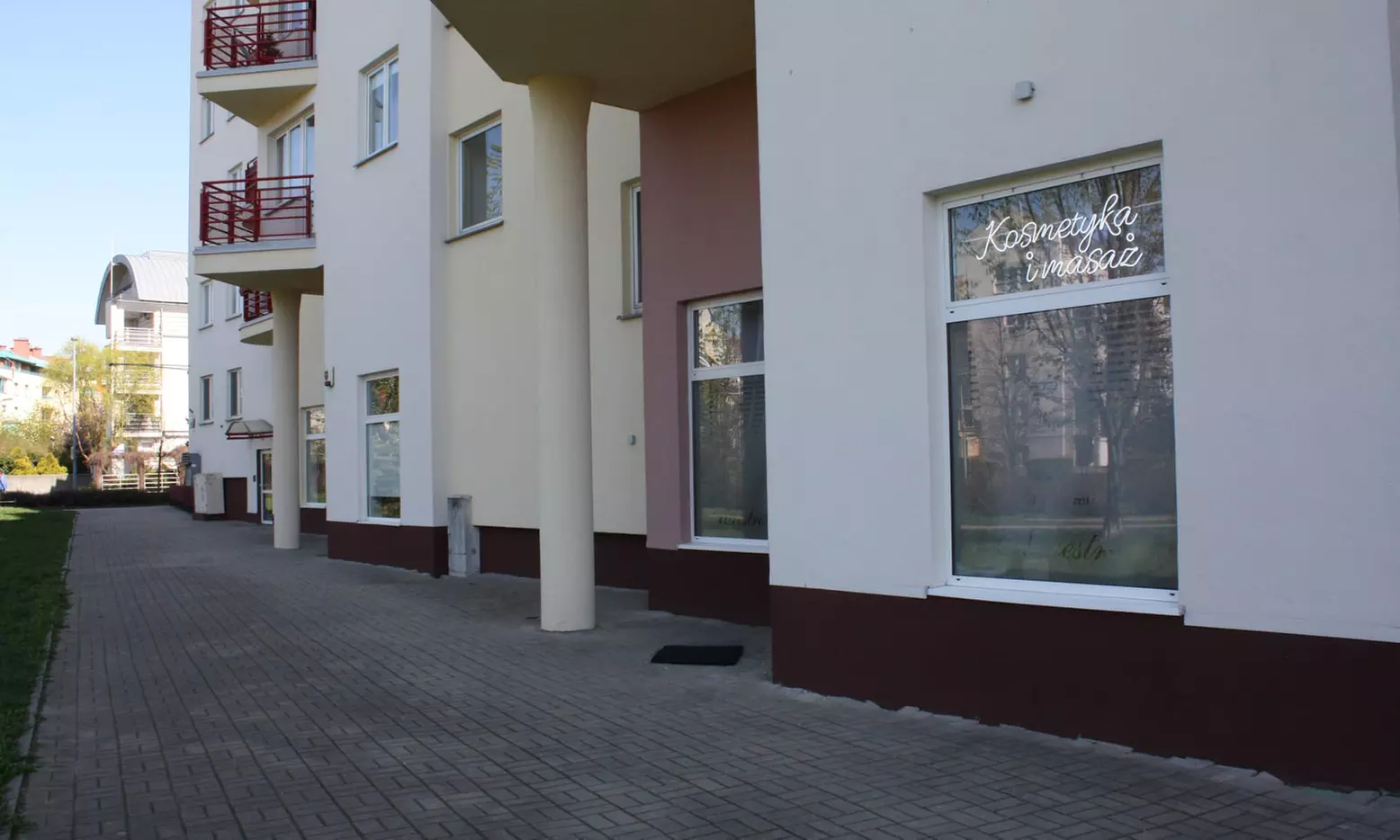 Doświadcz pełni odprężenia z masażem firmowym "Dobra chwila"