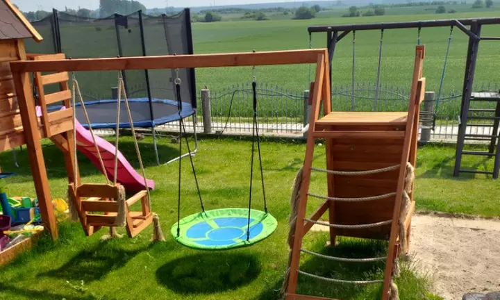 Darłowo: 2-7 nocy dla 2 os. lub rodziny z wyżywieniem nad morzem