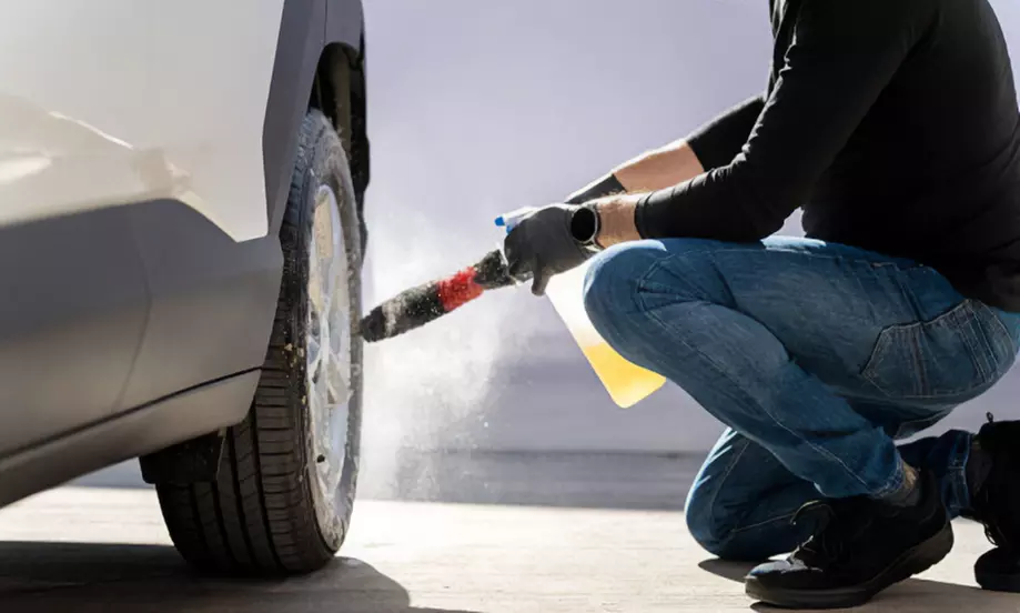 Lavado exterior ecológico sin agua, de coche, moto en tu ubicación