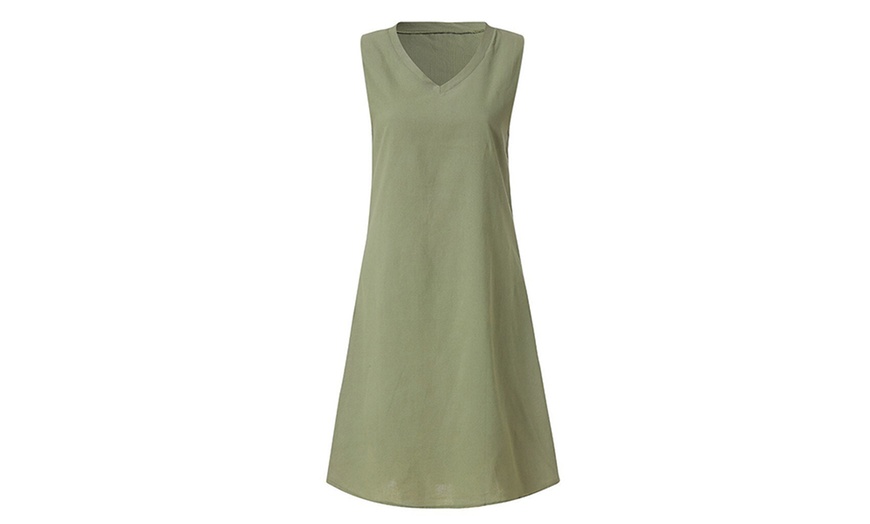 Image 6: V-Neck Sleeveless Dress