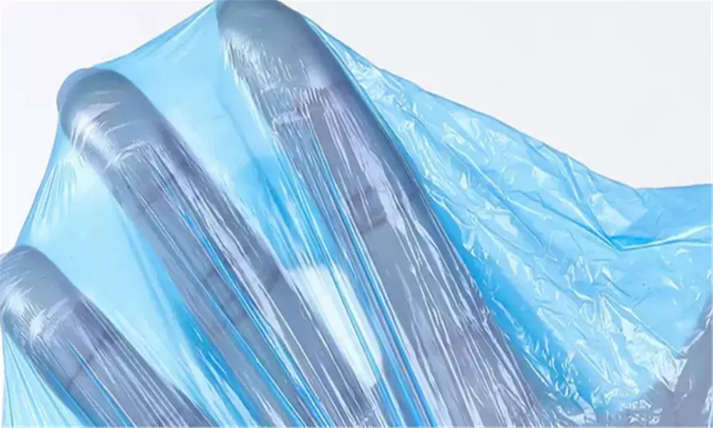 Pack of 100, 200 or 400 Disposable Anti-Slip Shoe Covers - Image 4