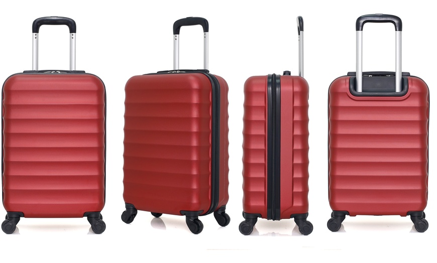 Image 42: Jakarta Set of Three Suitcases