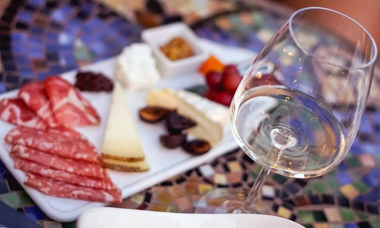 $80 for Wine Tasting Card at Vino Del Lago ($100 Value) - Primary Image