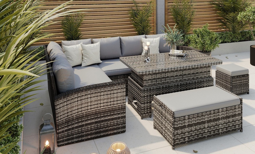 Image 6: Nine-Seater Rattan-Effect Corner Sofa Set