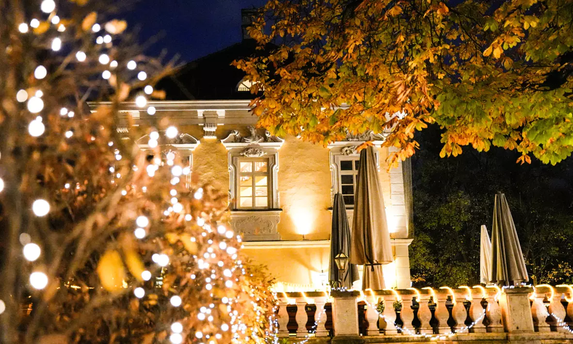 1 Std. Eisstockschießen im Winterbiergarten für bis zu 12 Personen