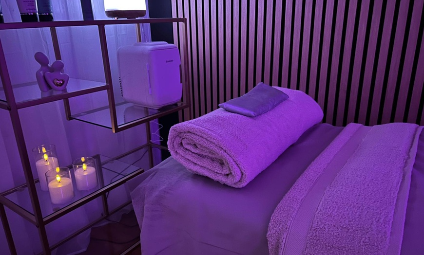 Image 7: Massage & Facial Packages: 30, 60, or 90-Min Pampering Sessions