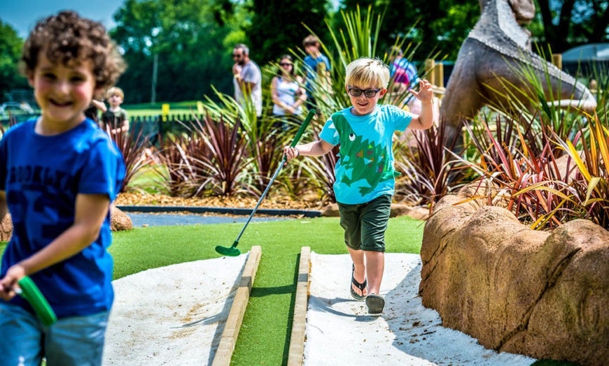 Image 2: 18-Hole Adventure Mini Golf: Child (£3.15), Adult (£5.25)