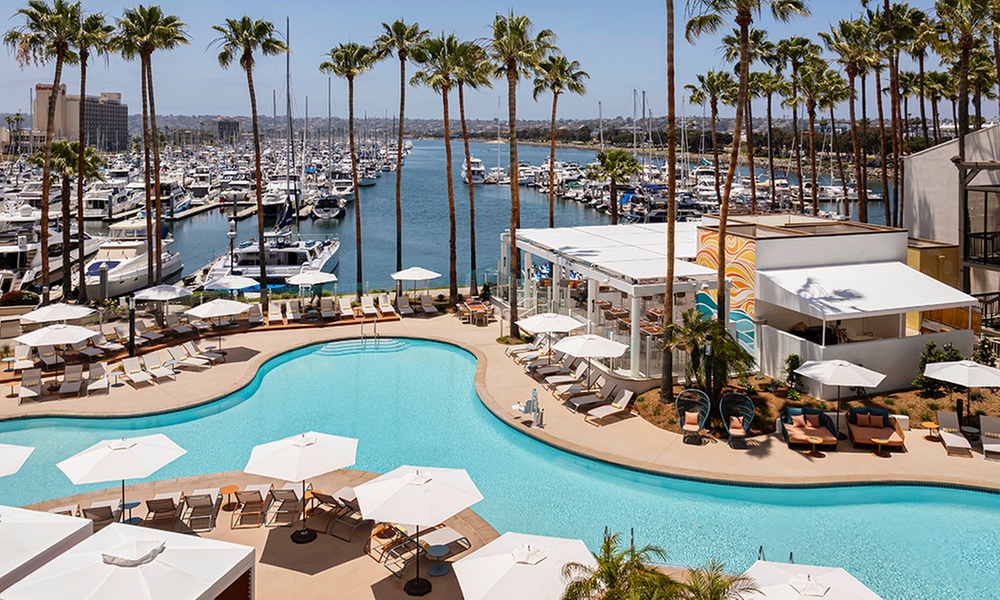 Downtown San Diego Hotel w/ SeaWorld or San Diego Zoo package