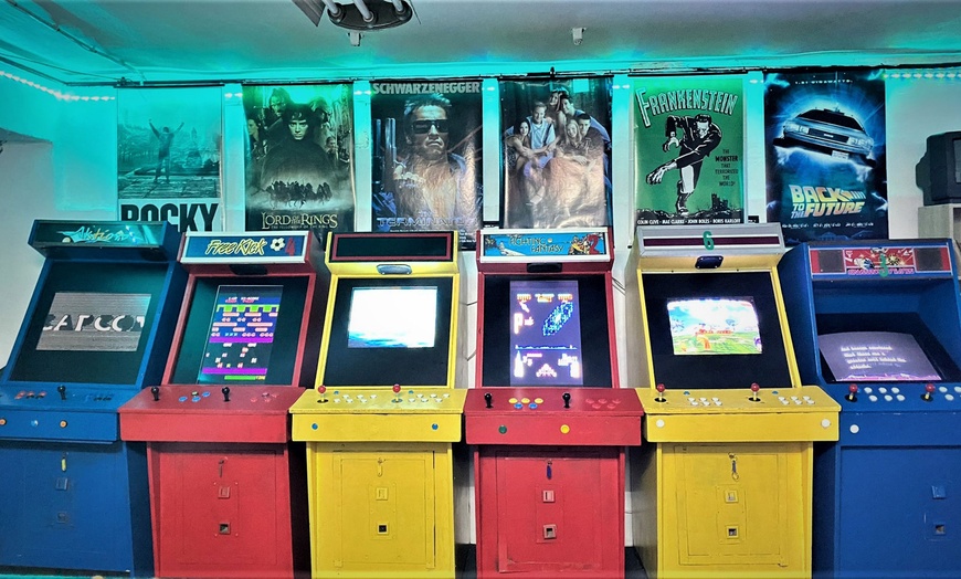 Image 2: Całodzienny bilet wstępu do Retro Gaming Clubu