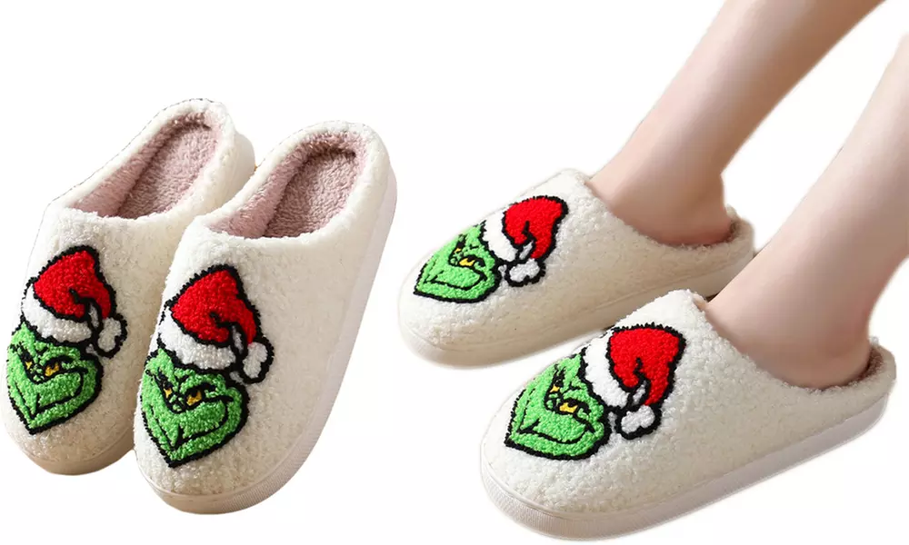 Pantofole in stile natalizio ispirate al Grinch