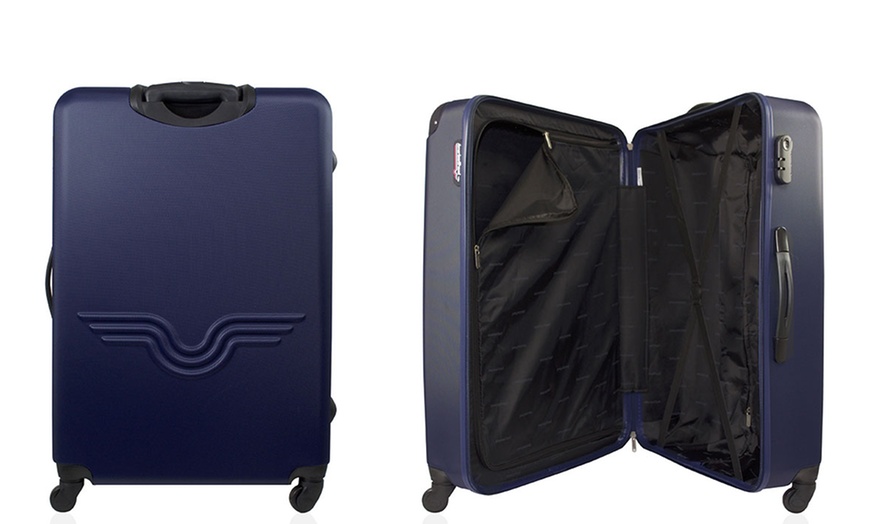 Image 27: Set of 3 Suitcases