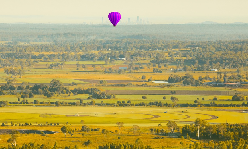 Image 9: Breathtaking Adventure Floating over Brisbane's Scenic Rim Awaits!